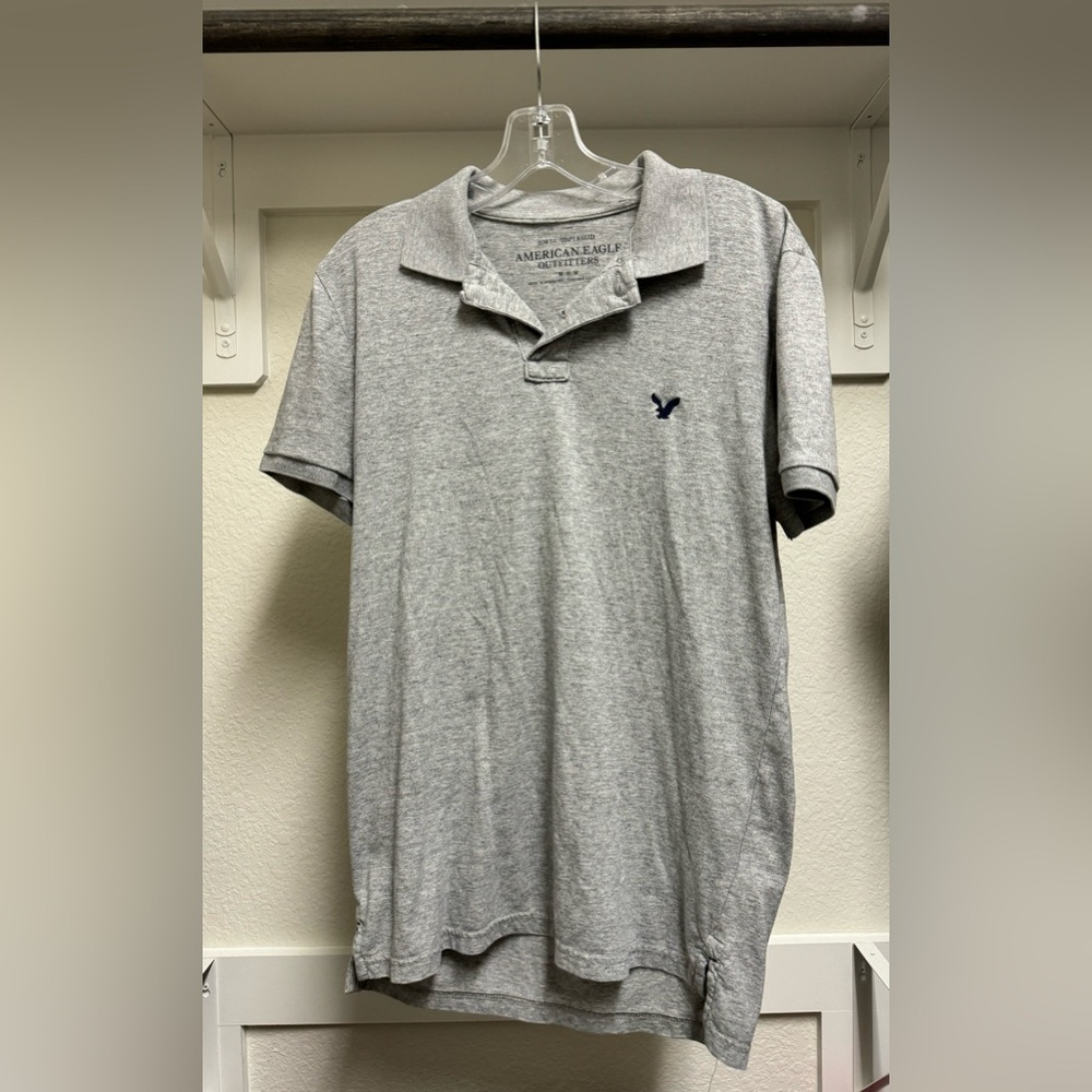 American Eagle men’s grey slim fit polo